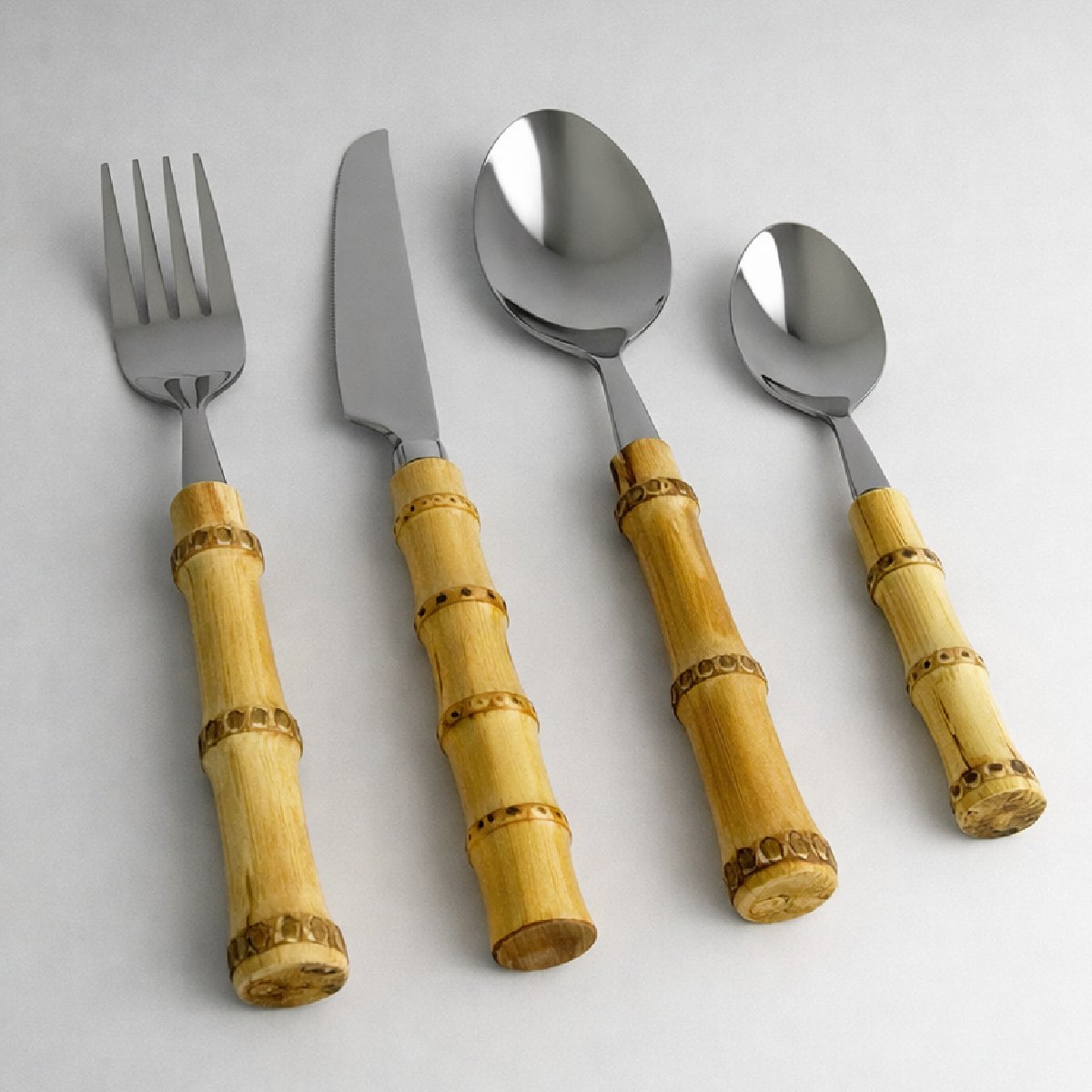 4-teiliges Besteckset aus echtem Bambus und Edelstahl Portina